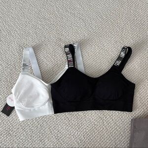 Strap its bras 2 for $25